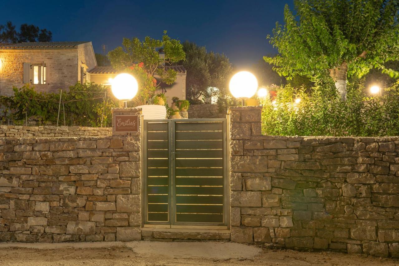 Emilios Stone House Gaios Exterior foto